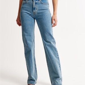 Abercrombie 90s HR Relaxed Jean (Curve Love)